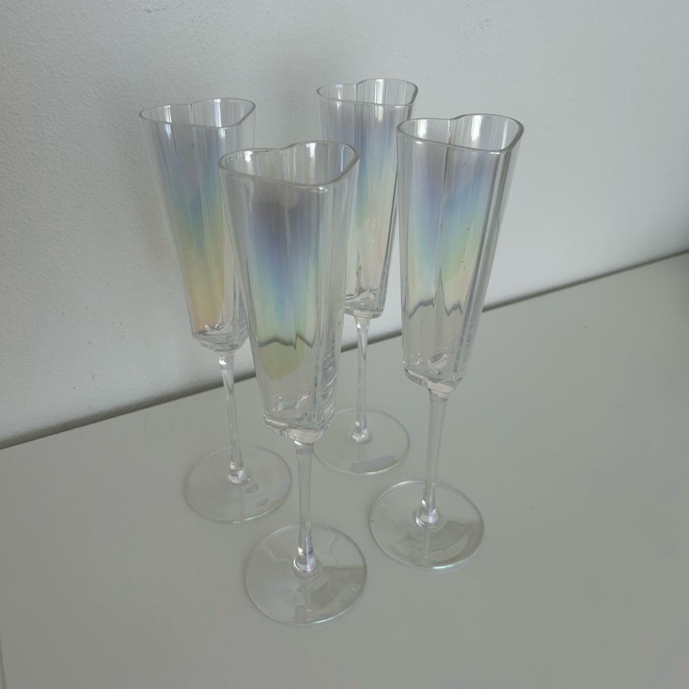 Iridescent heart champagne glasses
